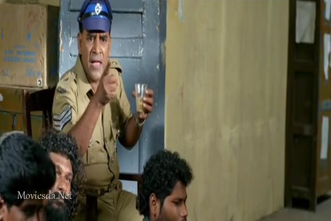 Pazhaya Vannarapettai (2016) Sample (480x320).mp4